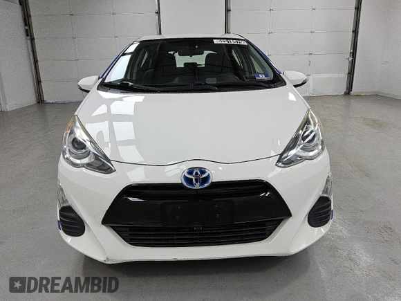 2016 Toyota Prius One z VIN JTDKDTB31G1121940, wystawiony jako Copart lot #52518575 z przebiegiem 75 287 mil mil oraz Czysty tytuł • Clean title. Historia ofert i sprzedaży dostępna na DreamBid. Obrazek 5.