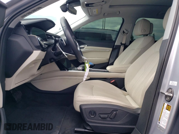 2021 Audi e-tron Premium with VIN WA1AAAGE7MB006939, listed as a Copart auction lot 45187924 with 49,600 mi miles and . Bid and sale history available at DreamBid. Image 7.