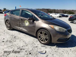2015 Kia Forte LX with VIN KNAFX4A68F5334379, listed as a Copart auction lot 46833825 with 181,072 mi miles and Salvage Title. Bid and sale history available at DreamBid. Image 4.
