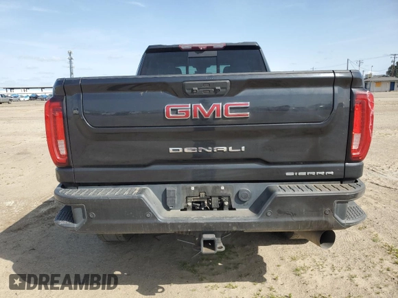 2020 GMC Sierra 2500HD Denali z VIN 1GT49REY7LF110457, wystawiony jako Copart lot #51105705 z przebiegiem 108 299 mil mil oraz Szkoda całkowita • Salvage title. Historia ofert i sprzedaży dostępna na DreamBid. Obrazek 6.