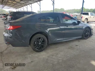 2025 Toyota Camry LE z VIN 4T1DAACK7SU550546, wystawiony jako Copart lot #54840245 z przebiegiem 3 669 mil mil oraz Szkoda całkowita • Salvage title. Historia ofert i sprzedaży dostępna na DreamBid. Obrazek 3.