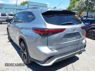2021 Toyota Highlander XSE с VIN 5TDLZRBH2MS113445, выставлен на аукционе IAAI как лот 42578724 с пробегом 48 279 миль миль и . История ставок и продаж доступна на DreamBid. Изображение 3.