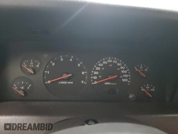 2001 Jeep Grand Cherokee Laredo with VIN 1J4GW48S11C618478, listed as a Copart auction lot 57889965 with Not provided miles and Clean title. Bid and sale history available at DreamBid. Image 9.