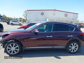 2016 Infiniti QX50 z VIN JN1BJ0RP2GM230649, wystawiony jako IAAI lot #42140246 z przebiegiem 90 235 mil mil oraz . Historia ofert i sprzedaży dostępna na DreamBid. Obrazek 15.