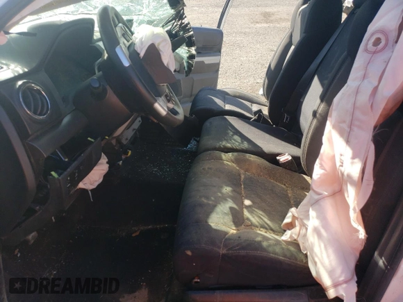 2019 Toyota Tundra 2WD SR with VIN 5TFRY5F15KX247005, listed as a Copart auction lot 73989204 with 0 mi miles and Salvage Title. Bid and sale history available at carsss.com. Image 7.