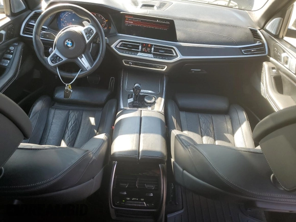 2021 BMW X7 M50i with VIN 5UXCX6C02M9E73795, listed as a Copart auction lot 48570195 with 46,624 mi miles and Salvage Title. Bid and sale history available at carsss.com. Image 8.