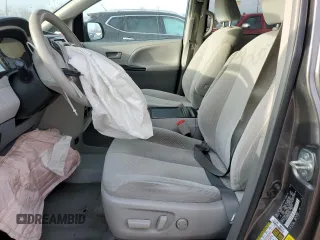2014 Toyota Sienna LE AAS with VIN 5TDKK3DCXES421821, listed as a Copart auction lot 43223295 with 163,575 mi miles and Non Repairable. Bid and sale history available at carsss.com. Image 7.