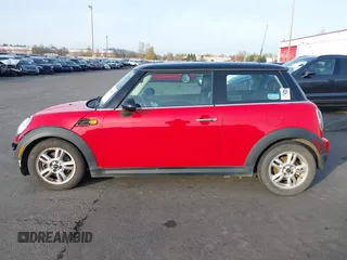 2012 MINI Hardtop with VIN WMWSU3C55CT257760, listed as a IAAI auction lot 40817805 with 63,973 mi miles and . Bid and sale history available at DreamBid. Image 15.