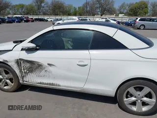 2012 Volkswagen Eos Executive с VIN WVWFW7AH9CV022169, выставлен на аукционе IAAI как лот 41795571 с пробегом 101 375 миль миль и . История ставок и продаж доступна на DreamBid. Изображение 14.
