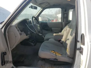 2000 Ford Ranger XL with VIN 1FTZR15VXYPB20317, listed as a Copart auction lot 48925385 with 150,498 mi miles and Salvage Title. Bid and sale history available at carsss.com. Image 7.