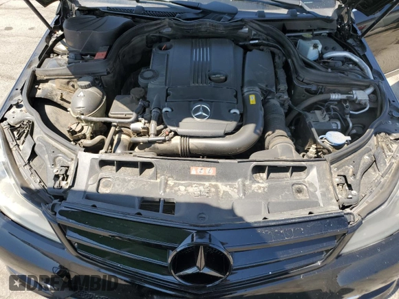 2013 Mercedes-Benz C 250 Sport with VIN WDDGF4HB8DA852791, listed as a Copart auction lot 60293715 with 107,586 mi miles and Clean title. Bid and sale history available at DreamBid. Image 11.