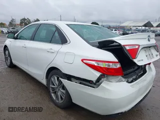 2017 Toyota Camry Hybrid LE with VIN 4T1BD1FK0HU207435, listed as a IAAI auction lot 41561337 with 194,716 mi miles. Bid and sale history available at carsss.com. Image 3.