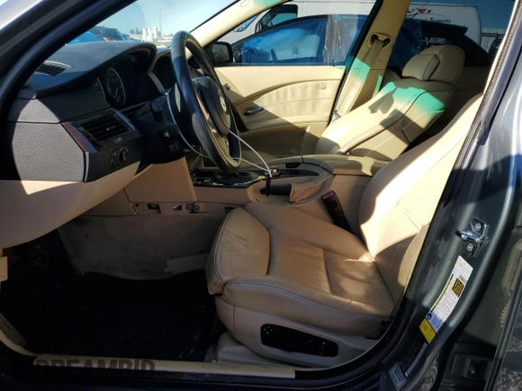 2007 BMW 5 Series 550i with VIN WBANB53547CP05748, listed as a Copart auction lot 43579165 with 117,230 mi miles and Salvage Title. Bid and sale history available at DreamBid. Image 7.