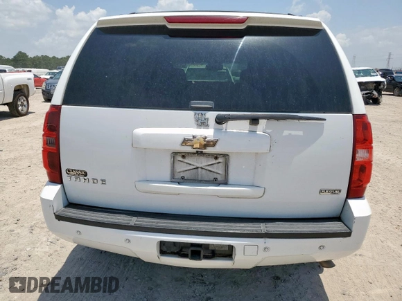 2011 Chevrolet Tahoe LS with VIN 1GNSCAE04BR158586, listed as a Copart auction lot 60076755 with 278,917 mi miles and Clean title. Bid and sale history available at DreamBid. Image 6.