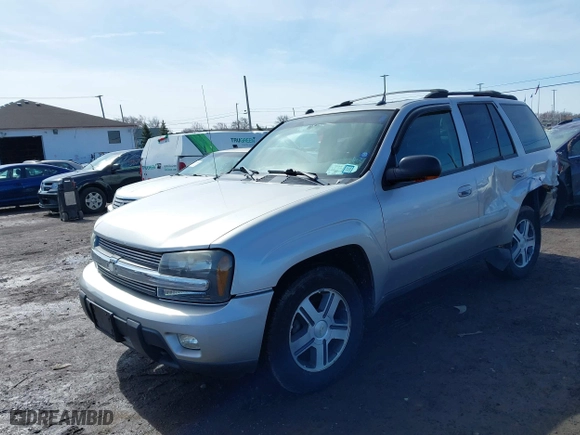 2005 Chevrolet TrailBlazer LT with VIN 1GNDT13S152261782, listed as a IAAI auction lot 41963416 with 125,041 mi miles. Bid and sale history available at carsss.com. Image 17.