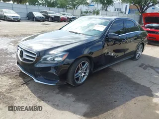 2014 Mercedes-Benz E 350 Sport with VIN WDDHF5KB4EA879619, listed as a IAAI auction lot 42122078 with 148,703 mi miles and . Bid and sale history available at carsss.com. Image 16.