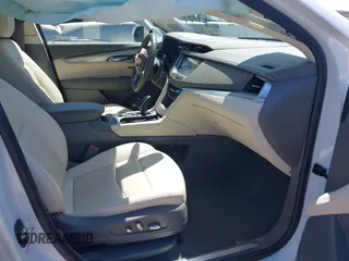 2020 Cadillac XT5 Premium Luxury AWD with VIN 1GYKNDRS8LZ233284, listed as a IAAI auction lot 42052483 with 40,258 mi miles and . Bid and sale history available at DreamBid. Image 5.