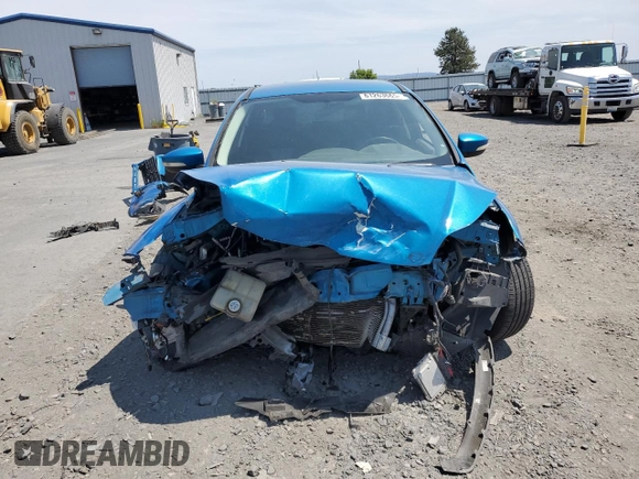 2012 Ford Focus SE with VIN 1FAHP3F22CL468085, listed as a Copart auction lot 61263665 with Not provided miles and Salvage title. Bid and sale history available at DreamBid. Image 5.