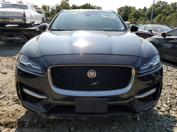 2017 Jaguar F-Pace 20d R-Sport with VIN SADCL2BN3HA097049, listed as a Copart auction lot 71274544 with 131,117 mi miles and Clean Title. Bid and sale history available at DreamBid. Image 5.