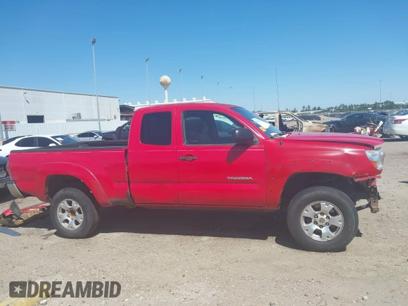 2007 Toyota Tacoma PreRunner with VIN 5TETU62N57Z327954, listed as a IAAI auction lot 41974940 with 290,965 mi miles. Bid and sale history available at carsss.com. Image 14.