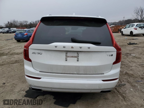 2021 Volvo XC90 Momentum with VIN YV4102PK5M1764561, listed as a Copart auction lot 45925475 with 0 mi miles and Salvage Title. Bid and sale history available at carsss.com. Image 6.