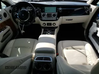 2015 Rolls-Royce Wraith z VIN SCA665C55FUX85086, wystawiony jako Copart lot #48961135 z przebiegiem 31 124 mil mil oraz Szkody całkowita. Historia ofert i sprzedaży dostępna na DreamBid. Obrazek 8.