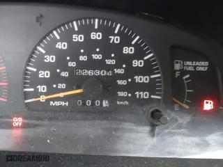 1997 Toyota 4Runner Limited with VIN JT3GN87R5V0021375, listed as a IAAI auction lot 41529146 with 226,304 mi miles. Bid and sale history available at carsss.com. Image 16.