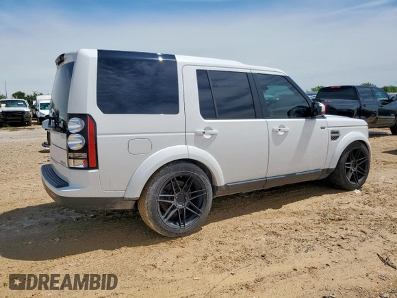 2015 Land Rover LR4 Lux with VIN SALAK2V61FA777211, listed as a Copart auction lot 59205835 with 118,839 mi miles and Clean title. Bid and sale history available at DreamBid. Image 3.