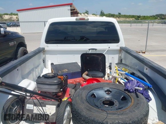 2008 Ford F-250 XL with VIN 1FTNF20548ED30900, listed as a IAAI auction lot 42695432 with Not provided miles and . Bid and sale history available at DreamBid. Image 8.