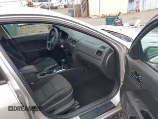 2007 Ford Fusion SE with VIN 3FAHP01167R265057, listed as a IAAI auction lot 41830234 with 193,156 mi miles. Bid and sale history available at carsss.com. Image 5.