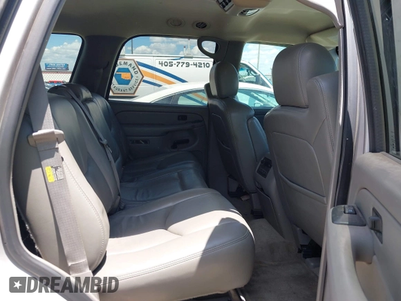 2005 Chevrolet Tahoe LT z VIN 1GNEK13T35J201699, wystawiony jako IAAI lot #42380315 z przebiegiem 231 088 mil mil oraz . Historia ofert i sprzedaży dostępna na DreamBid. Obrazek 8.