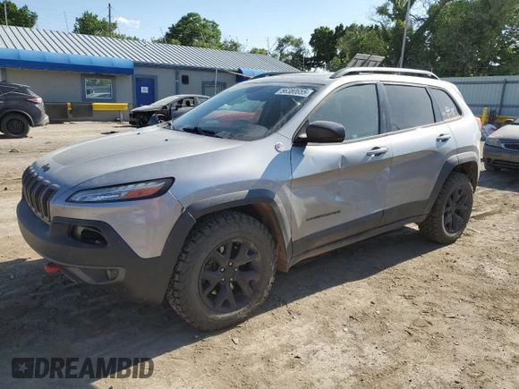 2017 Jeep Cherokee Trailhawk z VIN 1C4PJMBSXHW616640, wystawiony jako Copart lot #56380655 z przebiegiem 139 515 mil mil oraz Szkoda całkowita • Salvage title. Historia ofert i sprzedaży dostępna na DreamBid. Obrazek 1.