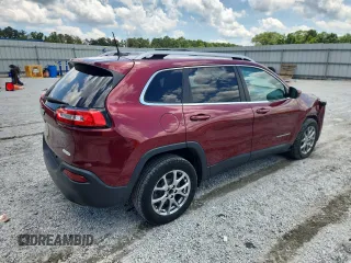 2018 Jeep Cherokee Latitude Plus with VIN 1C4PJLLXXJD612643, listed as a Copart auction lot 61998215 with 140,091 mi miles and Clean title. Bid and sale history available at DreamBid. Image 3.