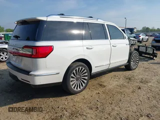 2020 Lincoln Navigator Reserve with VIN 5LMJJ2LT5LEL09160, listed as a IAAI auction lot 42114190 with 35,544 mi miles and . Bid and sale history available at DreamBid. Image 4.