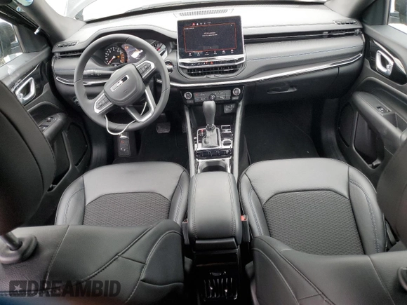 2025 Jeep Compass Latitude с VIN 3C4NJDBN5ST505542, выставлен на аукционе Copart как лот 48170865 с пробегом 1 000 миль миль и Списание • Salvage title. История ставок и продаж доступна на DreamBid. Изображение 8.