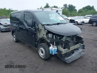 2015 Chevrolet City Express Cargo LS z VIN 3N63M0YN9FK718033, wystawiony jako IAAI lot #42482856 z przebiegiem 20 312 mil mil oraz . Historia ofert i sprzedaży dostępna na DreamBid. Obrazek 1.