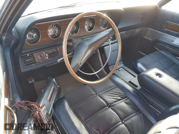 1969 Ford Thunderbird with VIN 9Y87N109391, listed as a Copart auction lot 76950694 with 4,603 mi miles and Clean Title. Bid and sale history available at DreamBid. Image 8.