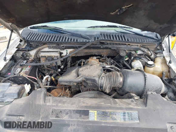 2003 Ford Expedition Eddie Bauer z VIN 1FMFU18L73LA67177, wystawiony jako IAAI lot #42137354 z przebiegiem 189 359 mil mil oraz . Historia ofert i sprzedaży dostępna na DreamBid. Obrazek 10.