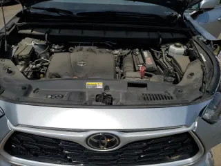 2022 Toyota Highlander LE с VIN 5TDBZRBH2NS565408, выставлен на аукционе Copart как лот 55109205 с пробегом 181 323 миль миль и Списание • Salvage title. История ставок и продаж доступна на DreamBid. Изображение 12.