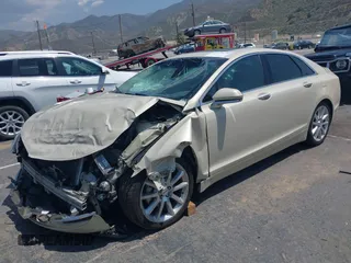 2016 Lincoln MKZ Hybrid with VIN 3LN6L2LU4GR611098, listed as a IAAI auction lot 42179675 with 45,289 mi miles and . Bid and sale history available at DreamBid. Image 16.