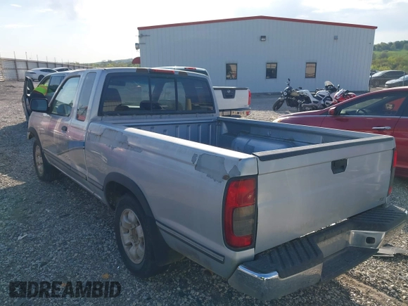2000 Nissan Frontier XE with VIN 1N6DD26S5YC300697, listed as a IAAI auction lot 42031559 with 217,046 mi miles and . Bid and sale history available at DreamBid. Image 3.