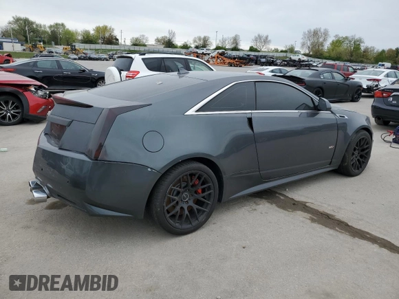 2012 Cadillac CTS-V z VIN 1G6DV1EP3C0130392, wystawiony jako Copart lot #52938365 z przebiegiem 70 038 mil mil oraz Szkoda całkowita • Salvage title. Historia ofert i sprzedaży dostępna na DreamBid. Obrazek 3.