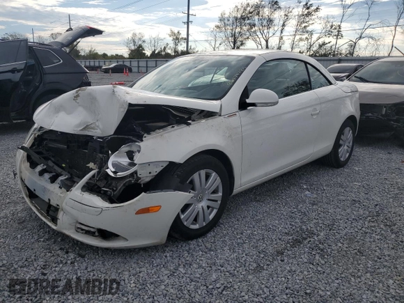 2008 Volkswagen Eos Turbo z VIN WVWBA71F88V039175, wystawiony jako Copart lot #88579725 z przebiegiem 89 414 mil mil oraz Szkoda całkowita • Salvage title. Historia ofert i sprzedaży dostępna na DreamBid. Obrazek 1.