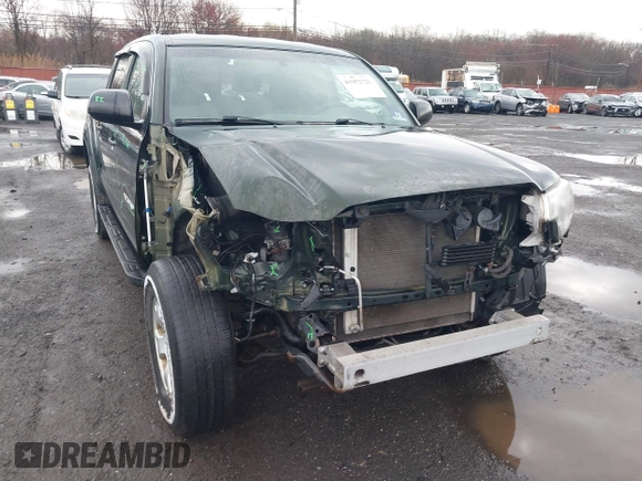 2013 Toyota Tacoma with VIN 3TMLU4EN3DM123470, listed as a IAAI auction lot 41952721 with 72,296 mi miles and . Bid and sale history available at DreamBid. Image 17.