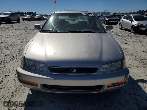 1997 Honda Accord Special Edition with VIN 1HGCD5602VA207790, listed as a Copart auction lot 47284835 with 213,954 mi miles and Clean Title. Bid and sale history available at carsss.com. Image 5.