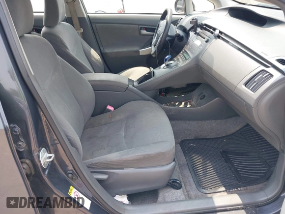 2010 Toyota Prius II z VIN JTDKN3DU3A1012373, wystawiony jako IAAI lot #42492687 z przebiegiem 258 843 mil mil oraz . Historia ofert i sprzedaży dostępna na DreamBid. Obrazek 5.