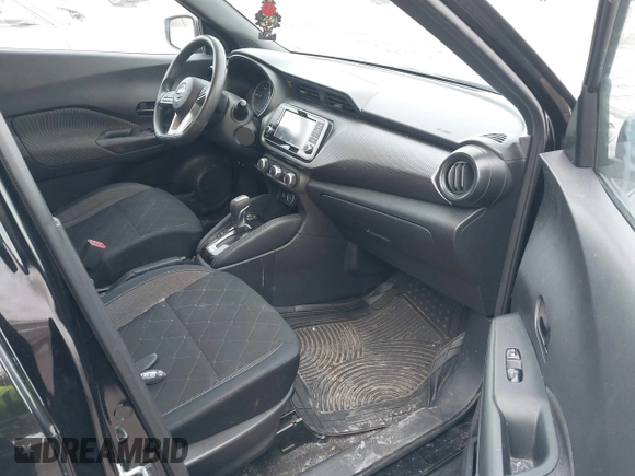 2019 Nissan Kicks S with VIN 3N1CP5CU5KL506517, listed as a IAAI auction lot 41647331 with 48,173 mi miles and . Bid and sale history available at carsss.com. Image 5.