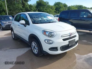 2017 FIAT 500X Pop z VIN ZFBCFXAB9HP611073, wystawiony jako IAAI lot #42455649 z przebiegiem 171 716 mil mil oraz . Historia ofert i sprzedaży dostępna na DreamBid. Obrazek 1.