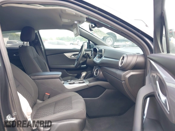 2021 Chevrolet Blazer LT с VIN 3GNKBCRS0MS584432, выставлен на аукционе IAAI как лот 42267630 с пробегом 29 578 миль миль и . История ставок и продаж доступна на DreamBid. Изображение 5.