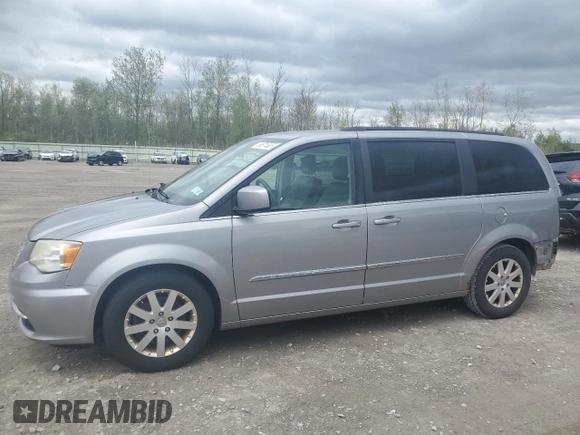2013 Chrysler Town & Country Touring with VIN 2C4RC1BGXDR547903, listed as a Copart auction lot 56674585 with 140,214 mi miles and Salvage Title. Bid and sale history available at DreamBid. Image 1.